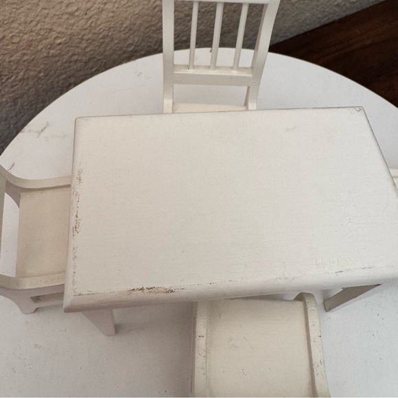 Vintage dollhouse furniture White Miniature Dining Table and Chairs Set - Picture 7 of 8